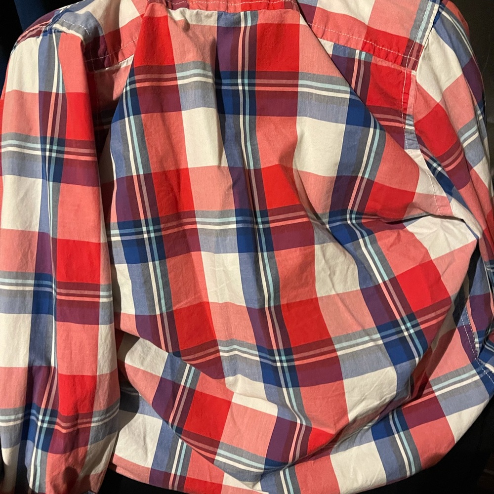6 button downs - Picture 5 of 12